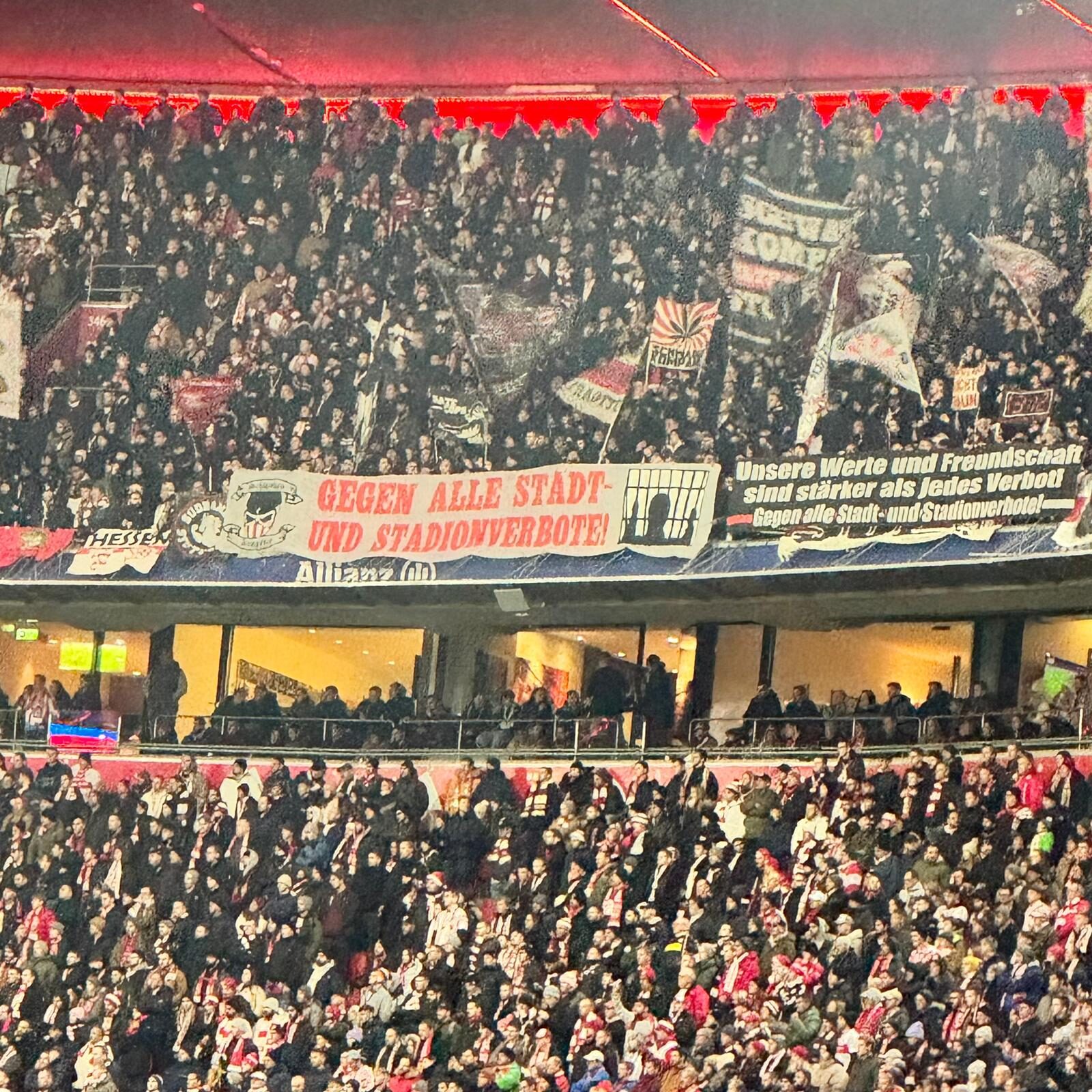 FC Bayern München – VfB Stuttgart 3-0 (35)