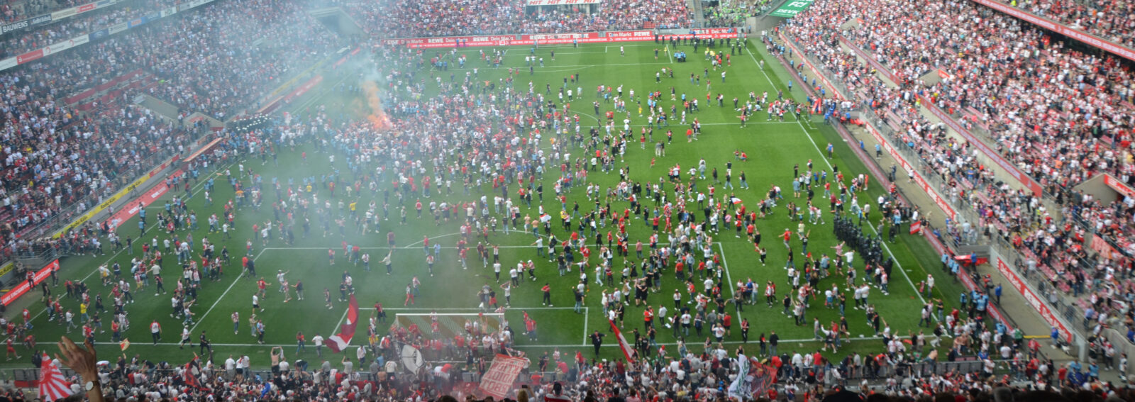 1. FC Köln – VfL Wolfsburg 0-1 (16)