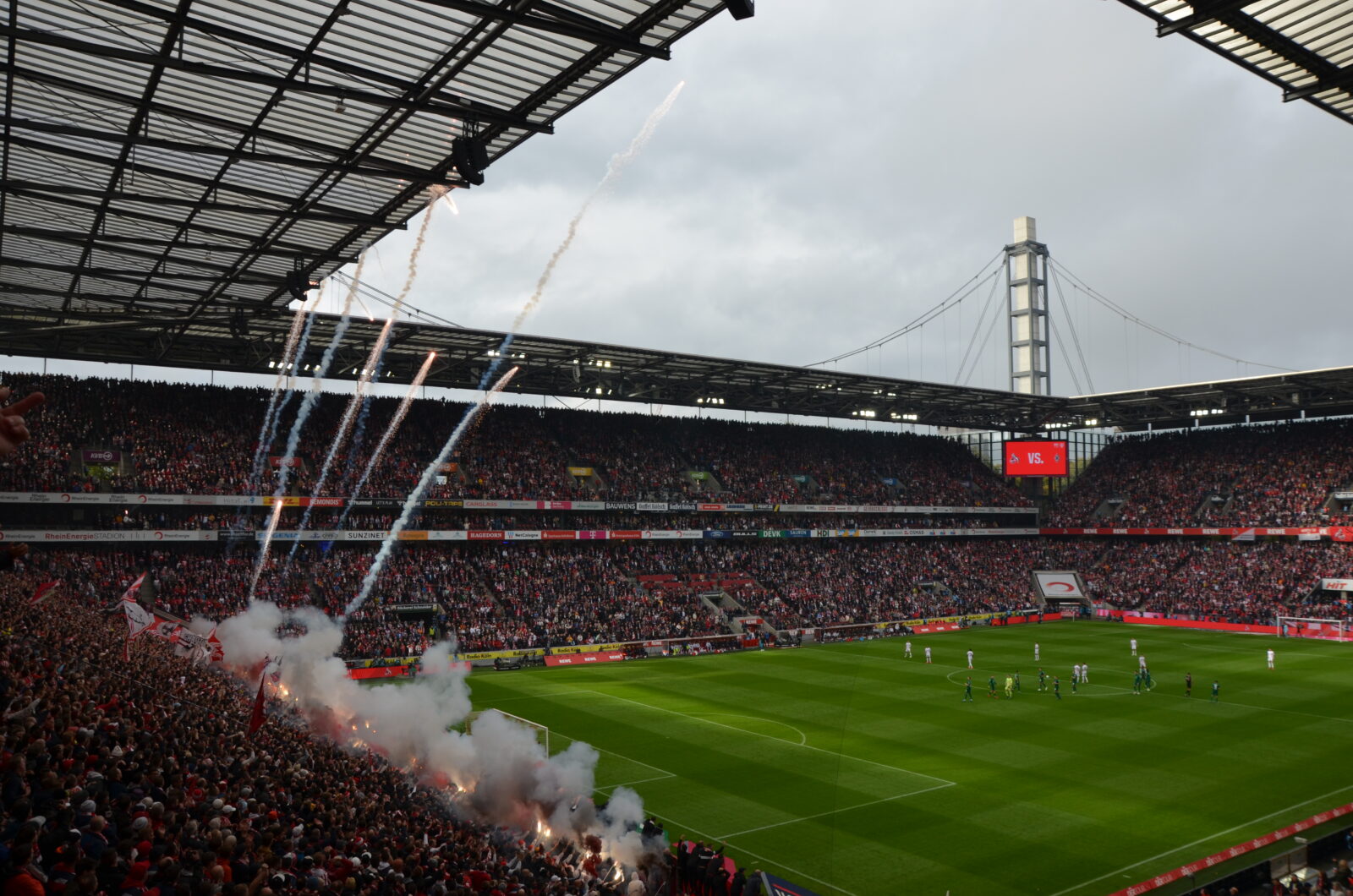 1. FC Köln – Borussia Mönchengladbach 3-1 (24)