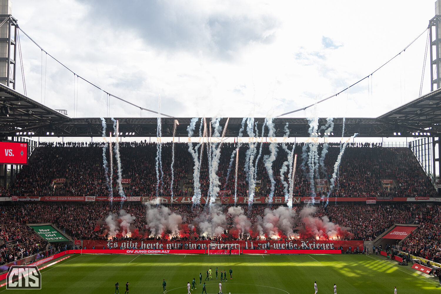 1. FC Köln – Borussia Mönchengladbach 3-1 (49)