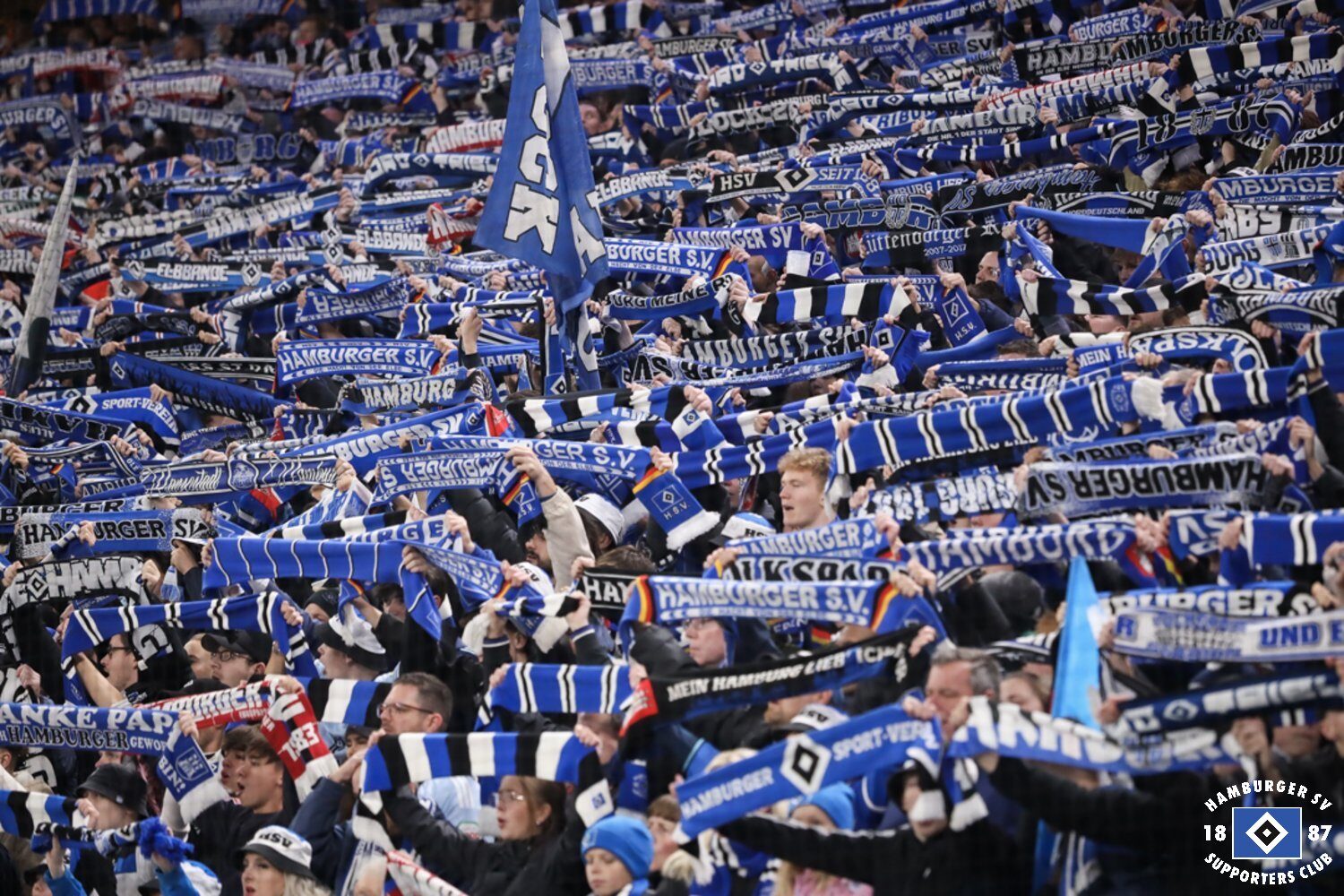 Hamburger SV – 1. FC Magdeburg 2-0 (24)