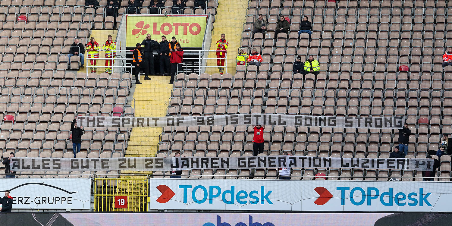 1. FC Kaiserslautern – Holstein Kiel 2-1 (9)