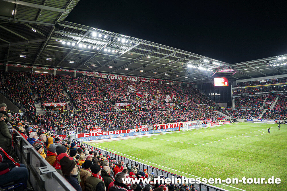 1. FSV Mainz 05 – Borussia Mönchengladbach 4-0 (11)