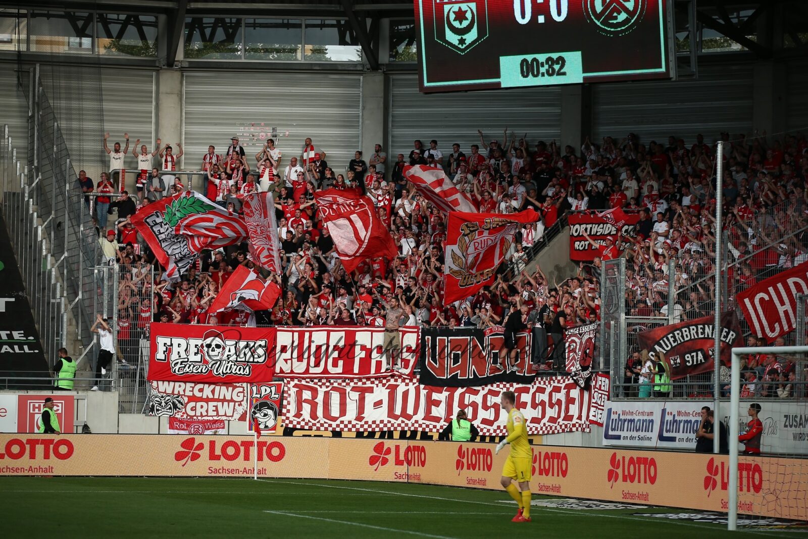 Hallescher FC – Rot-Weiss Essen 2-1 (3)