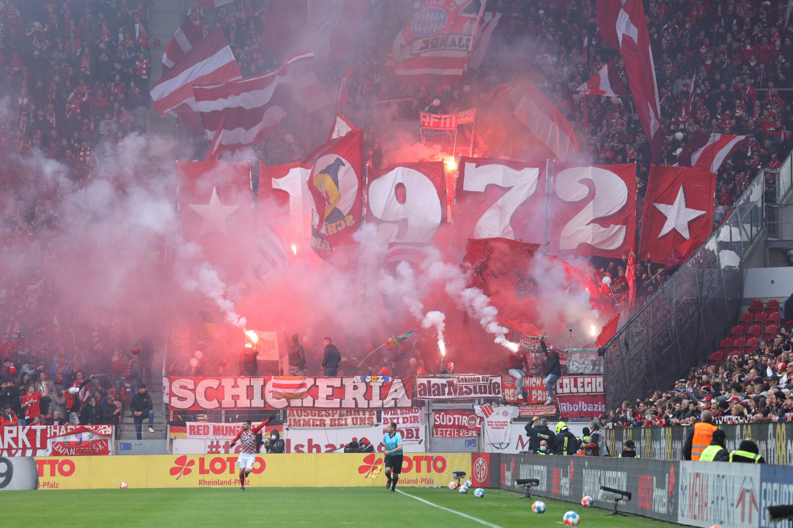 1. FSV Mainz 05 – FC Bayern München 3-1 (15)