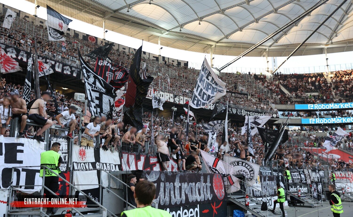 Eintracht Frankfurt – SV Darmstadt 98 1-0 (25)