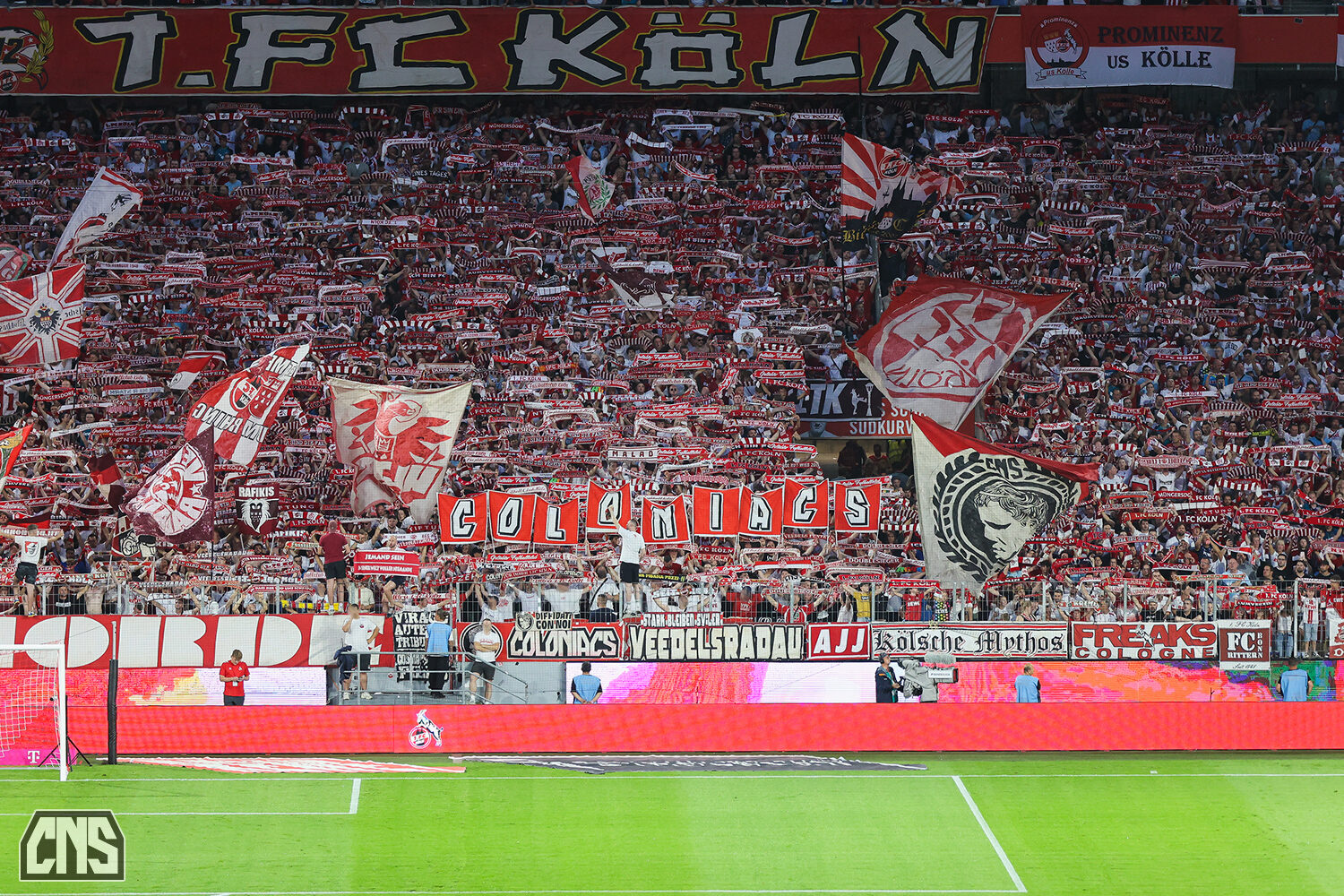1. FC Köln – Eintracht Braunschweig 5-0 (32)
