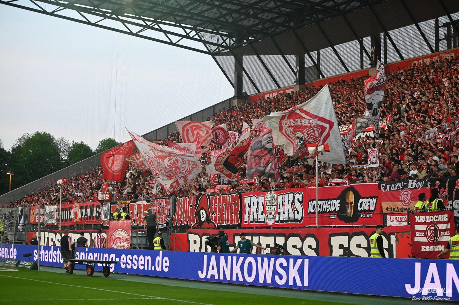 Rot-Weiss Essen – TSV 1860 München 0-1 (2)