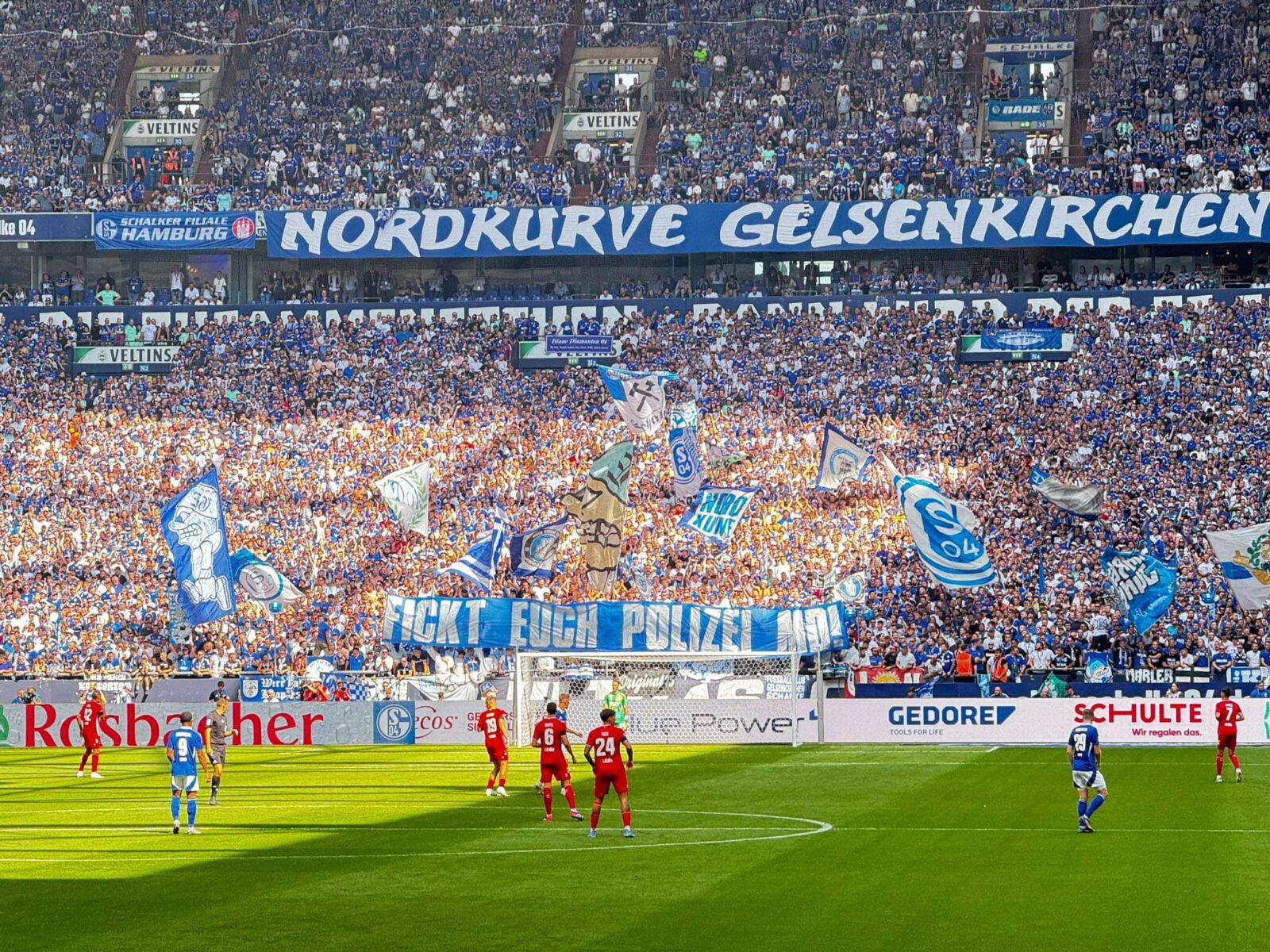 FC Schalke 04 – 1. FC Köln 1-3 (8)