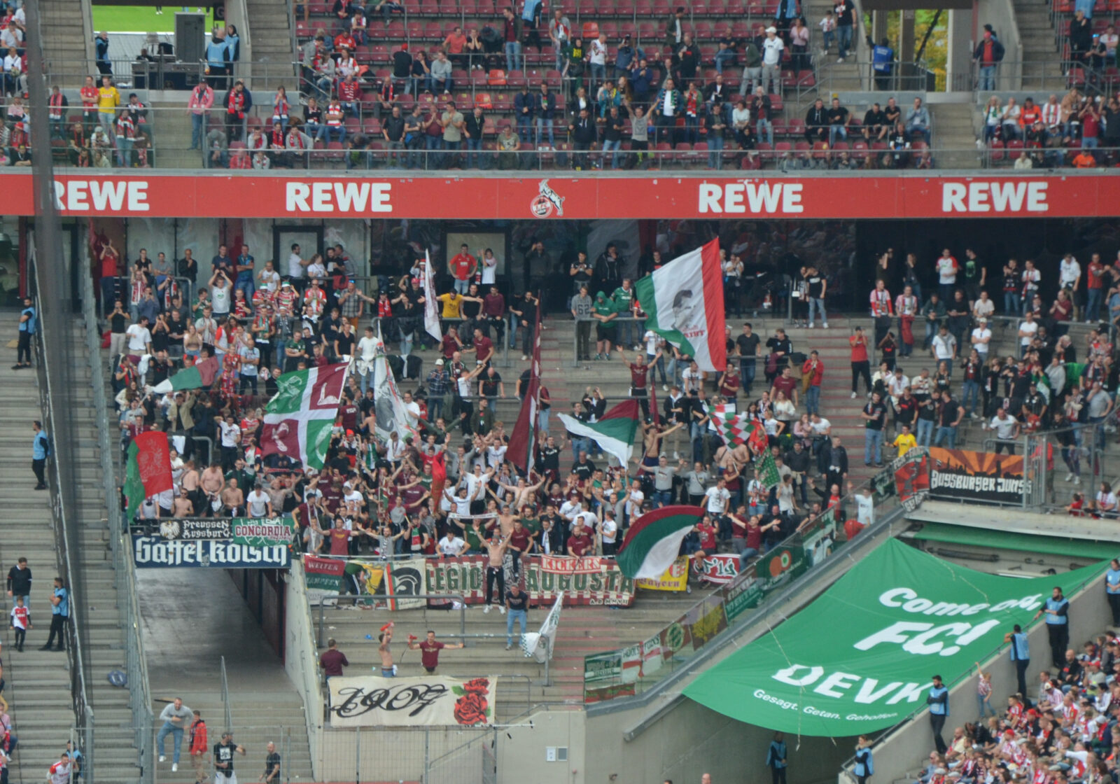 1. FC Köln – FC Augsburg 3-2 (8)