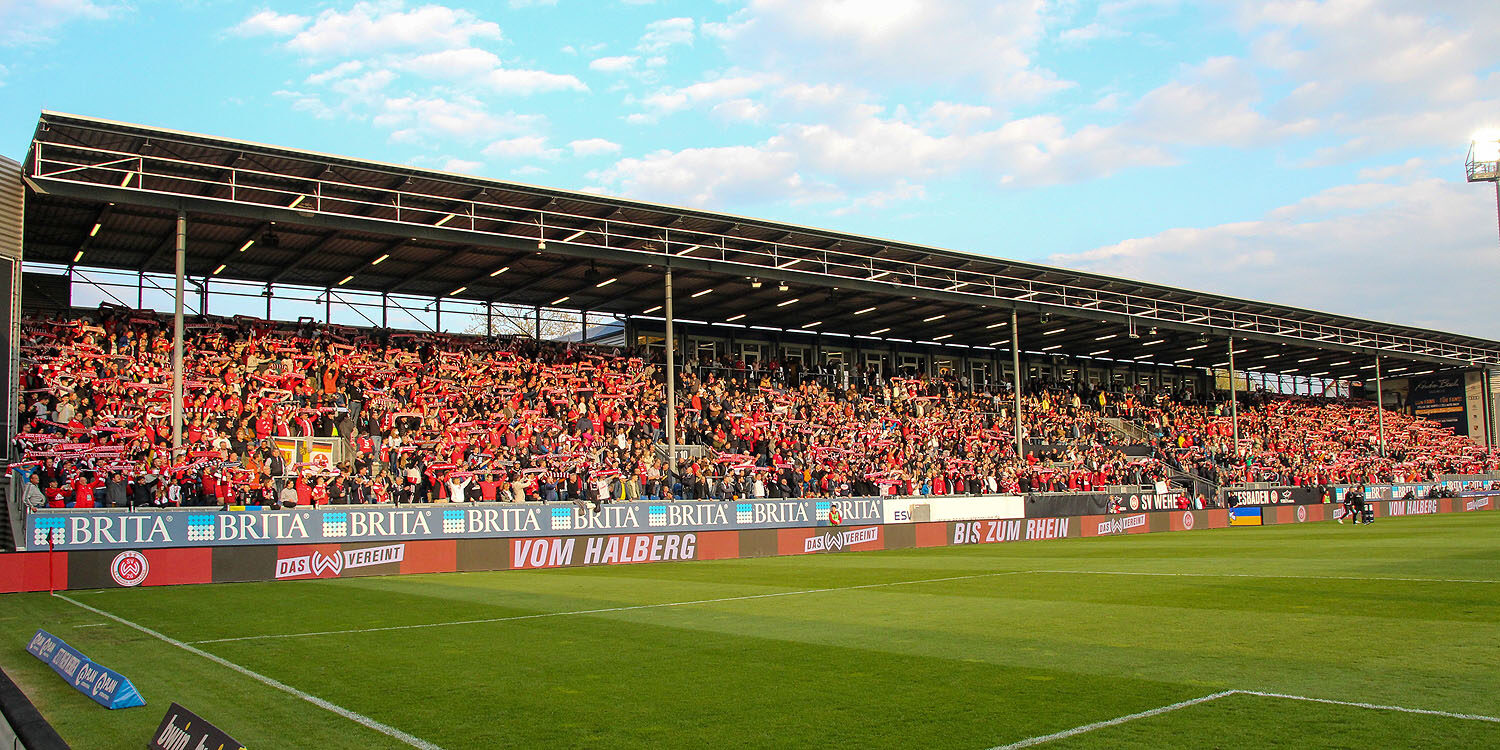SV Wehen – 1. FC Kaiserslautern 2-1 (10)