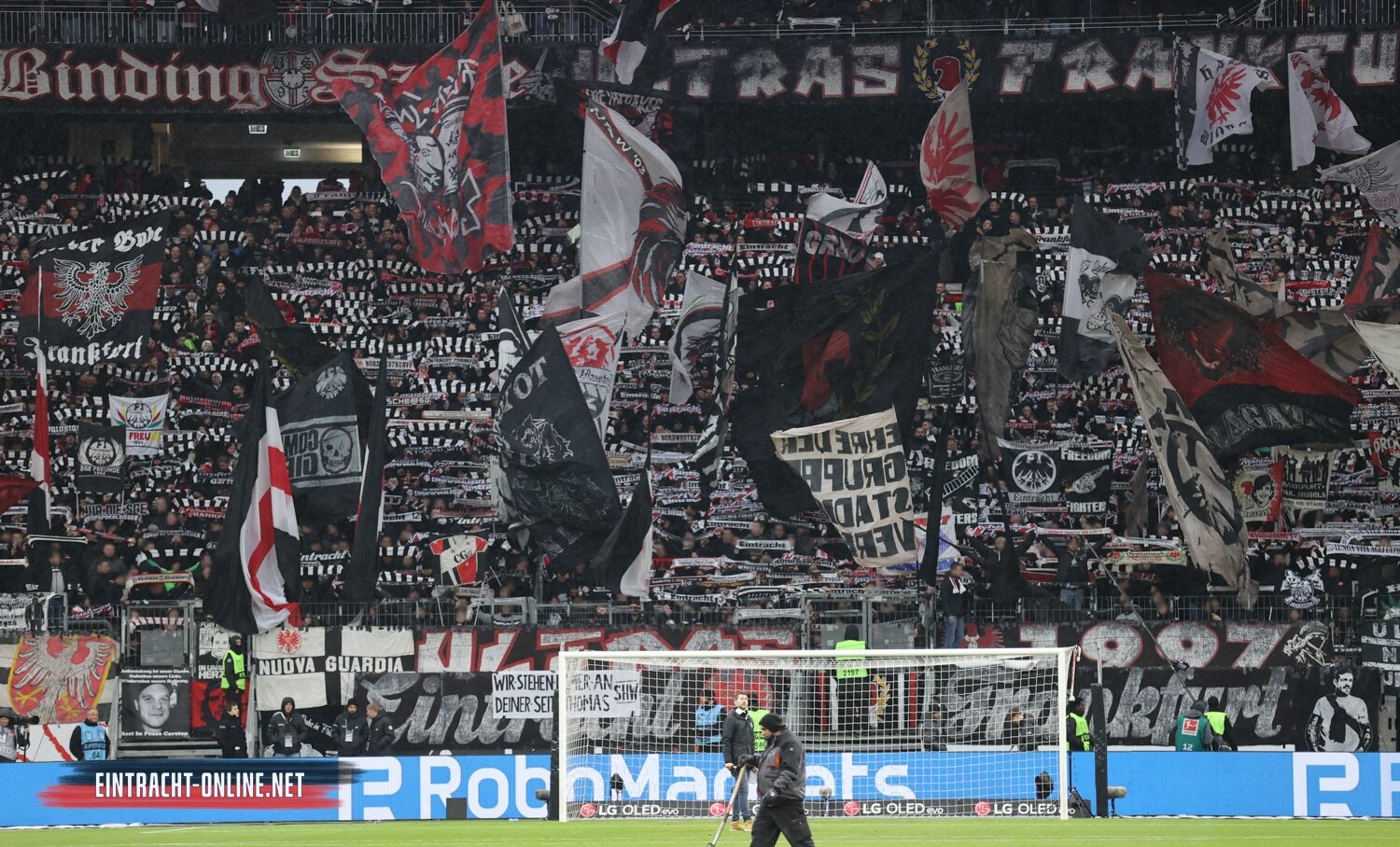 Eintracht Frankfurt – FC Bayern München 5-1 (15)