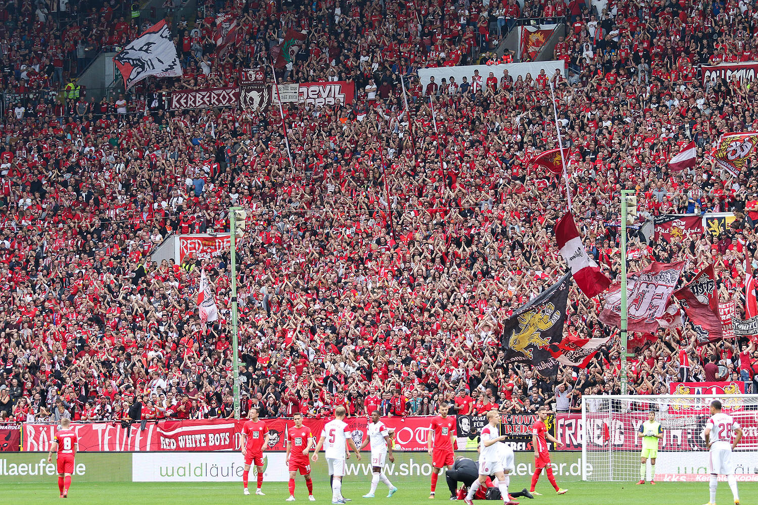 1. FC Kaiserslautern – 1. FC Nürnberg 0-0 (1)