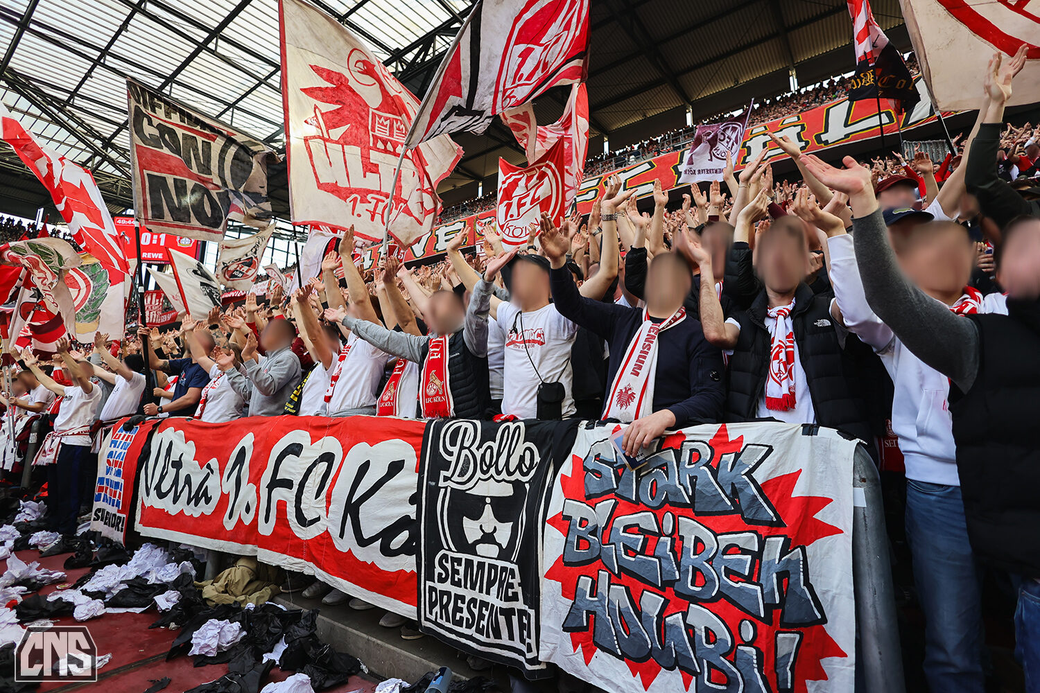 1. FC Köln – Bayer 04 Leverkusen 0-2 (33)