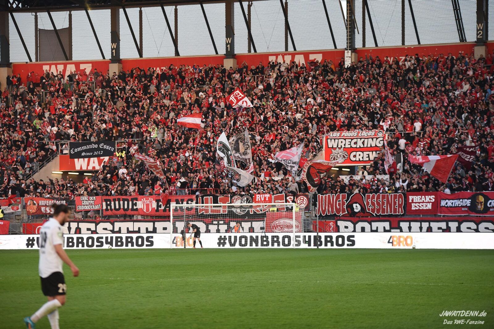 Rot-Weiss Essen – SV Lippstadt 08 4-0 (2)