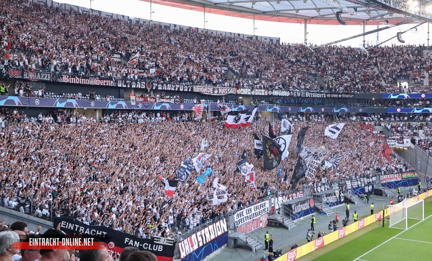 Eintracht Frankfurt – Sporting Clube de Portugal 0-3 (28)