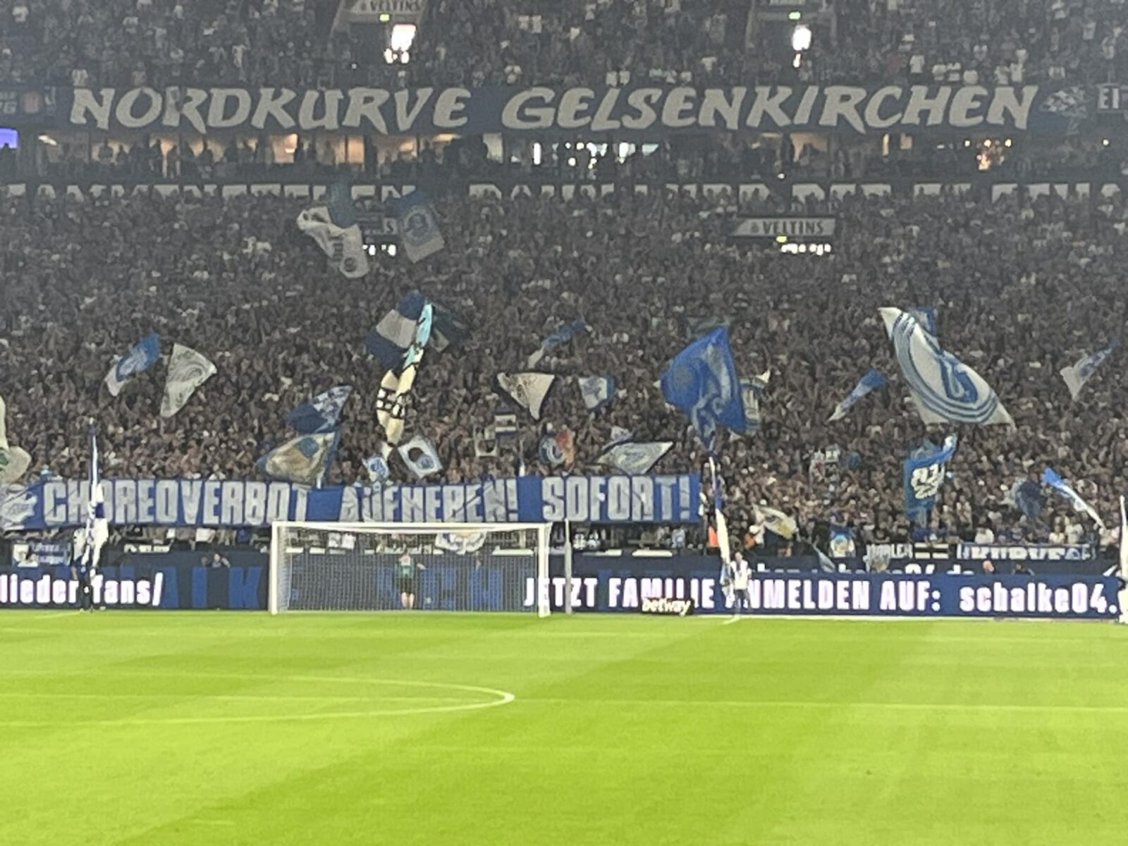 FC Schalke 04 – Holstein Kiel 0-2 (3)