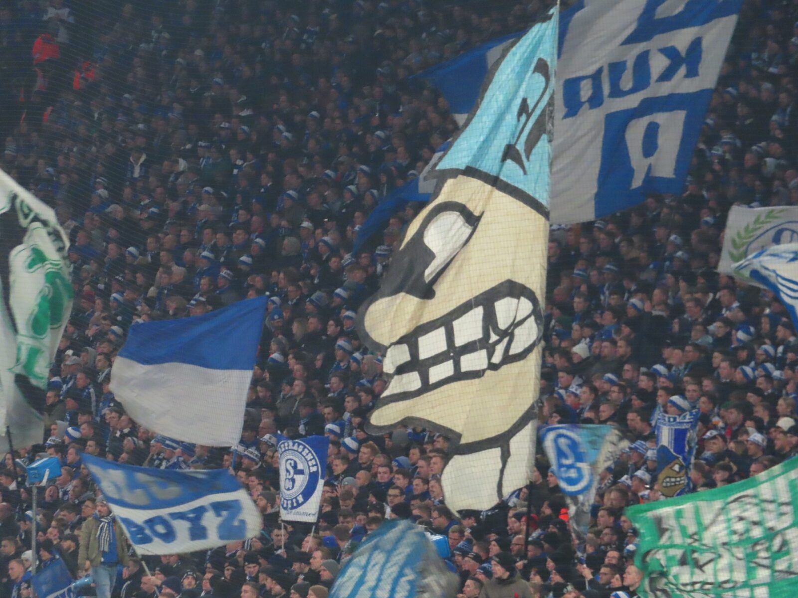 FC Schalke 04 – 1. FC Köln 0-0 (4)
