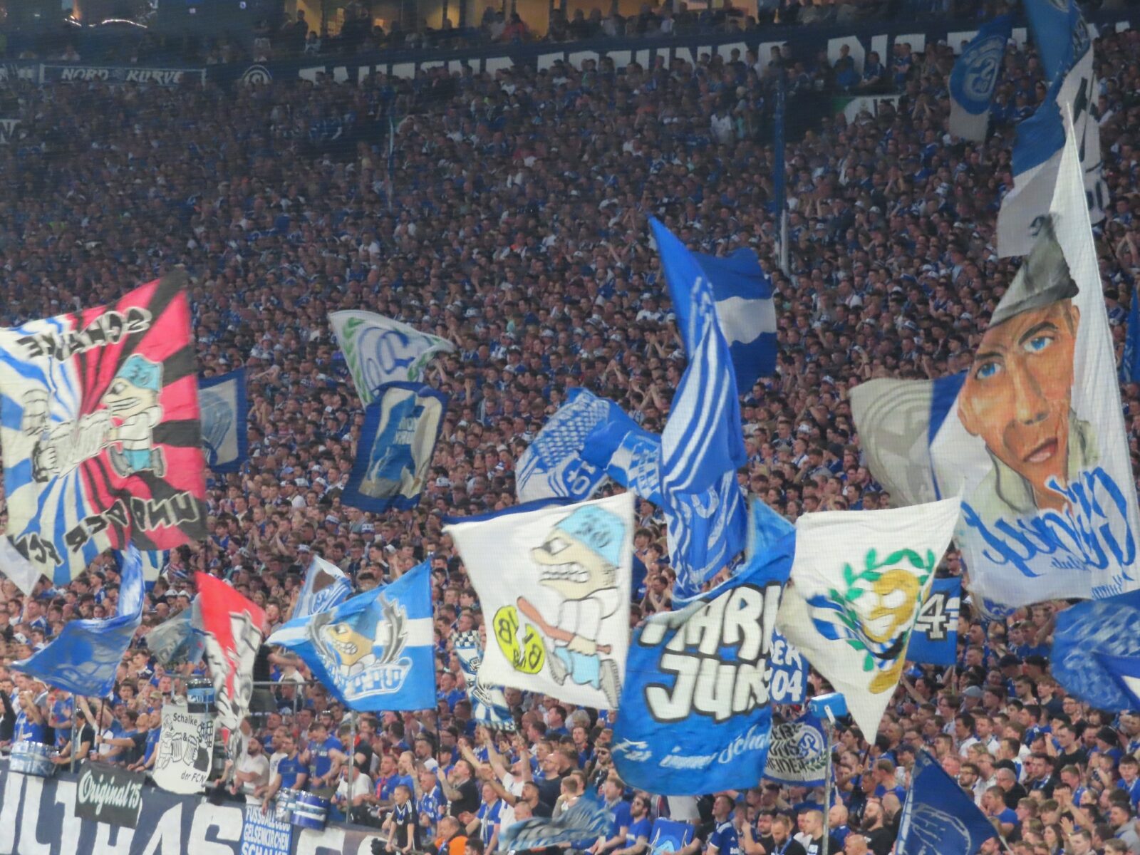 FC Schalke 04 – 1. FC Nürnberg 2-0 (6)