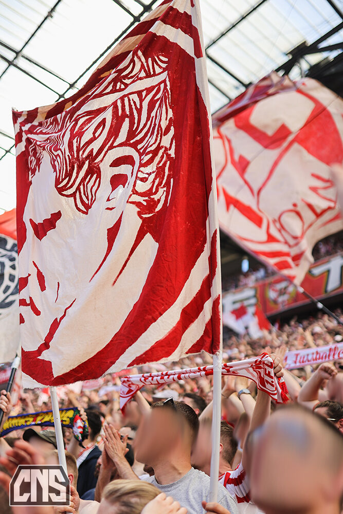 1. FC Köln – FC Bayern München 1-2 (12)