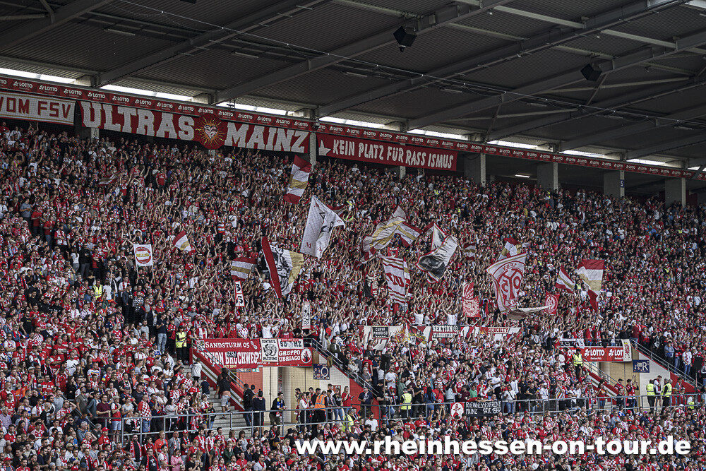 1. FSV Mainz 05 – Bayer 04 Leverkusen 0-3 (21)