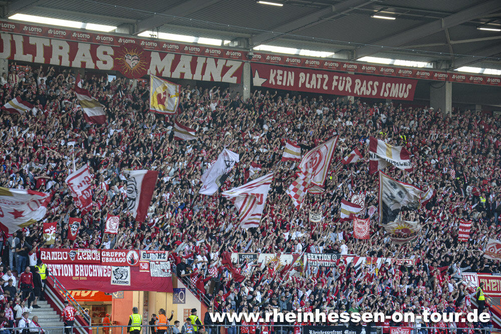 1. FSV Mainz 05 – Werder Bremen 1-2 (12)