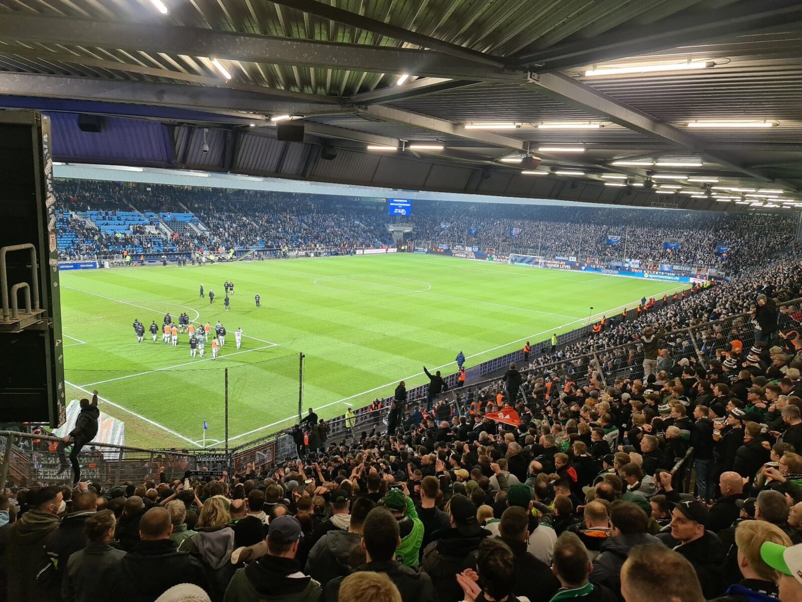 VfL Bochum – Borussia Mönchengladbach 0-2 (Spielabbruch) (2)