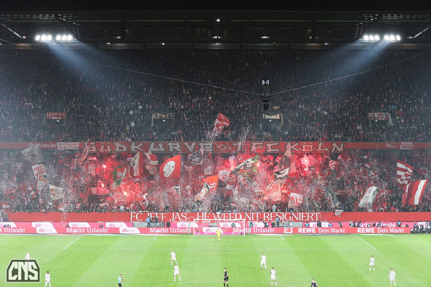 1. FC Köln – Eintracht Frankfurt 2-0 (8)