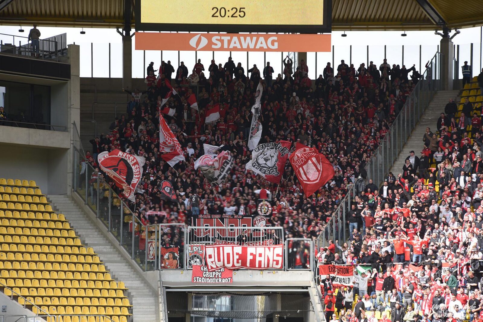 TSV Alemannia Aachen – Rot-Weiss Essen 1-1 (10)