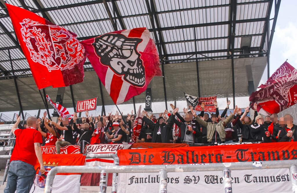 Rot-Weiss Essen – SV Wehen 0-3 (8)