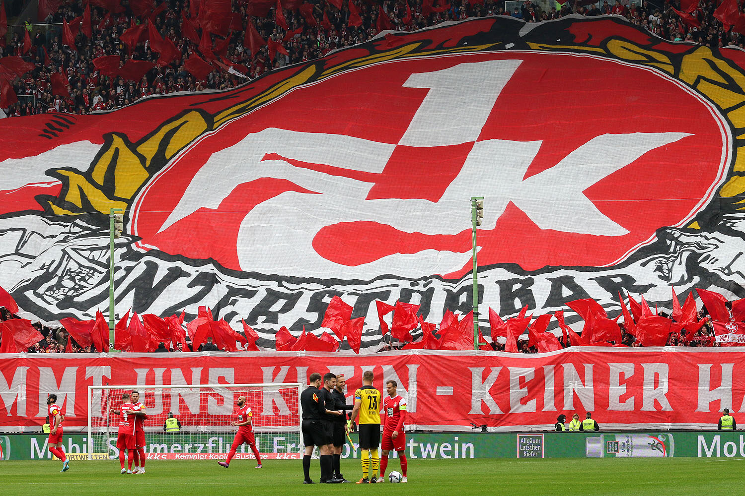1. FC Kaiserslautern – Borussia Dortmund II 1-3 (10)