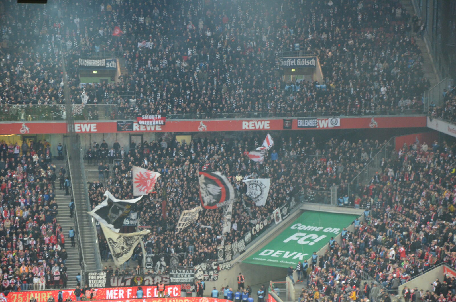 1. FC Köln – Eintracht Frankfurt 3-0 (4)