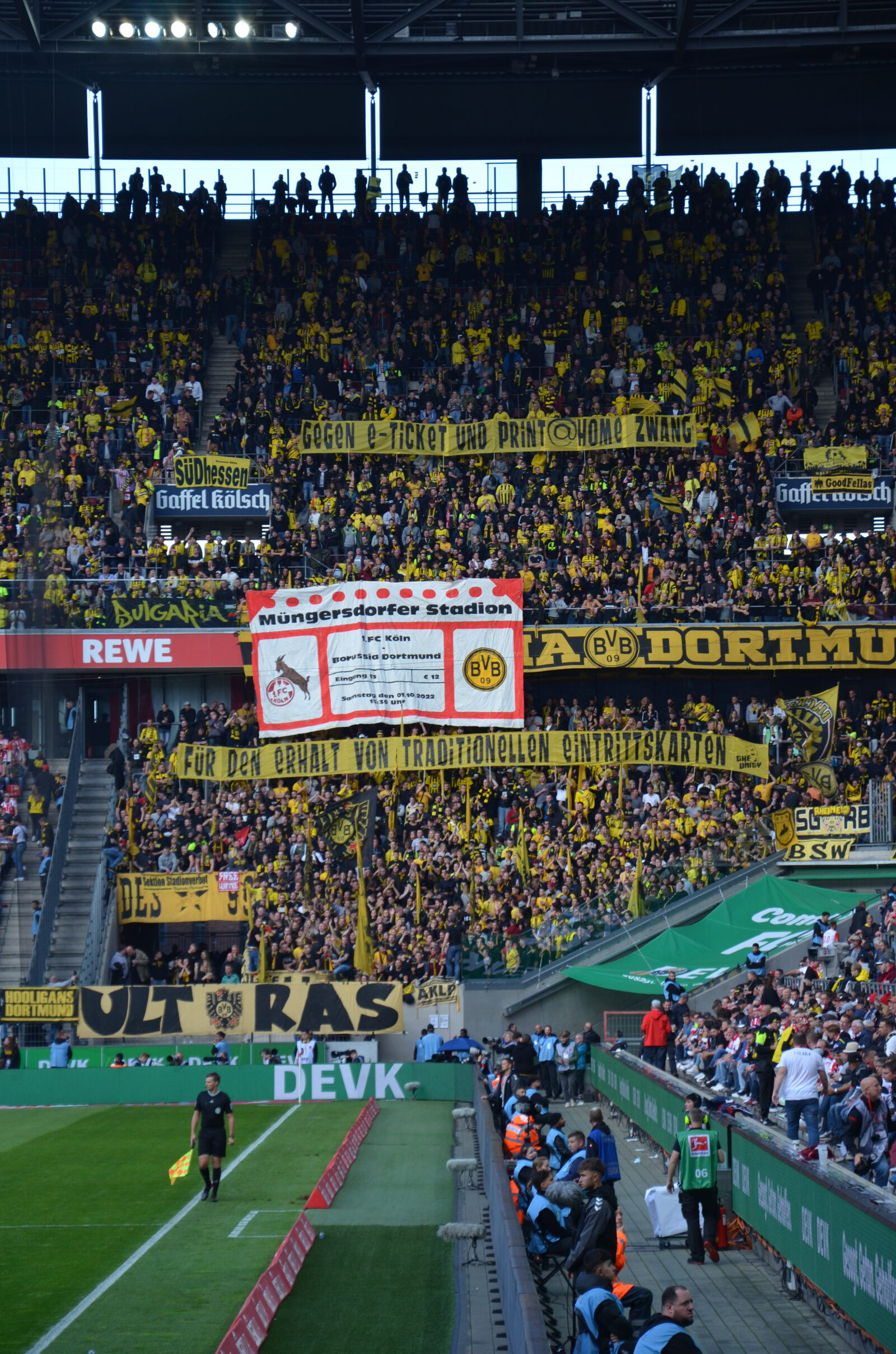 1. FC Köln – Borussia Dortmund 3-2 (12)