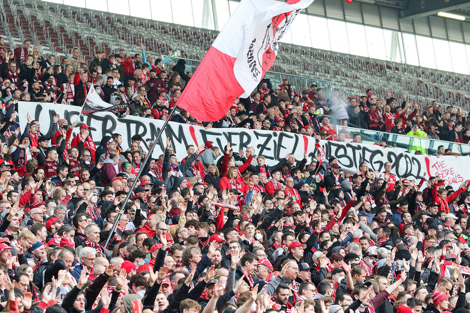 1. FC Kaiserslautern – TSV Havelse 3-0 (20)