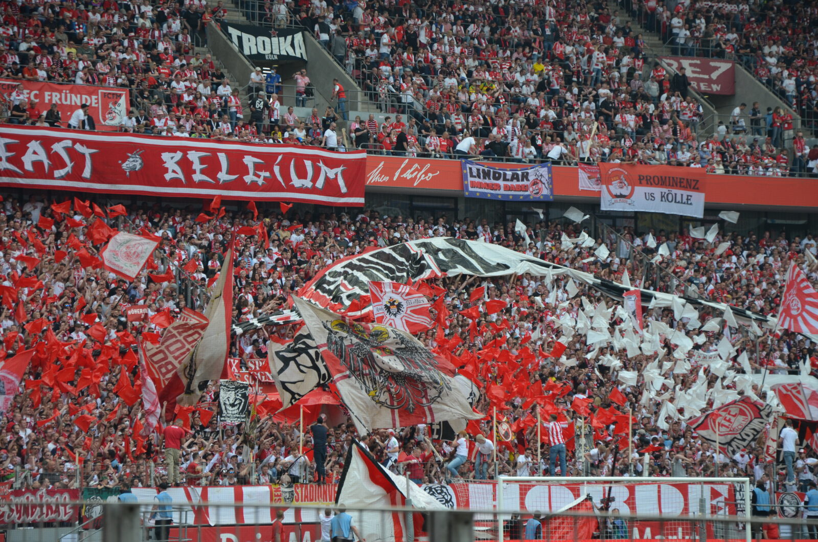 1. FC Köln – VfL Wolfsburg 0-1 (12)