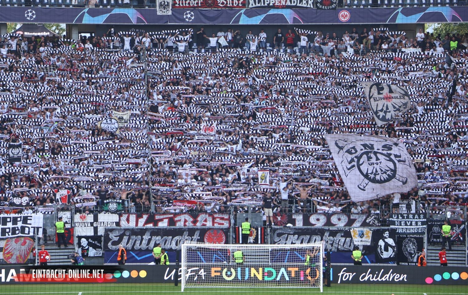 Eintracht Frankfurt – Sporting Clube de Portugal 0-3 (4)