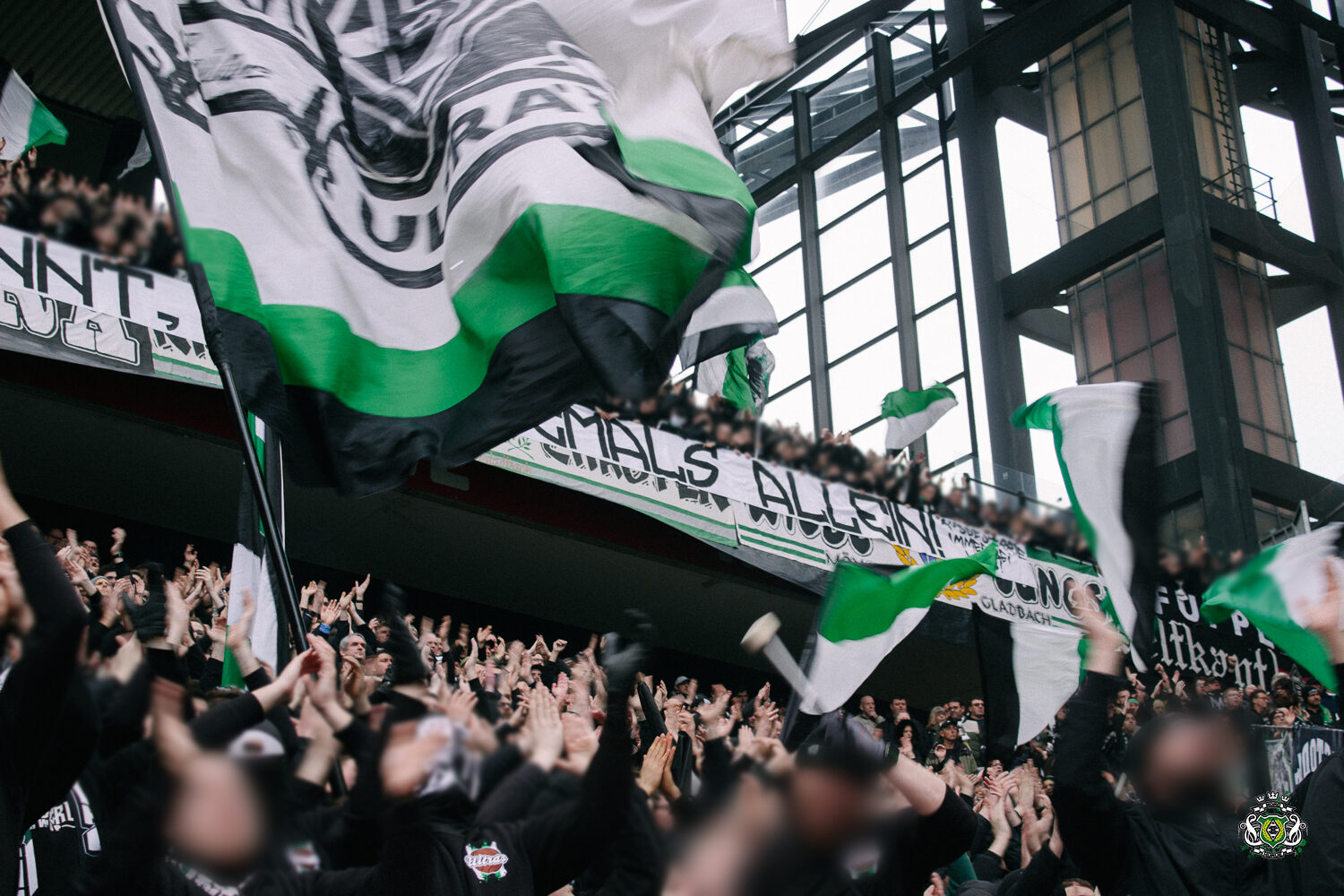 1. FC Köln – Borussia Mönchengladbach 0-0 (16)