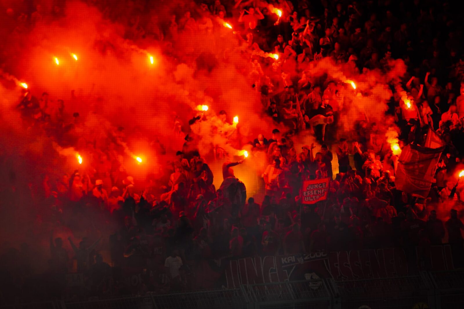 Borussia Dortmund II – Rot-Weiss Essen 1-2 (38)
