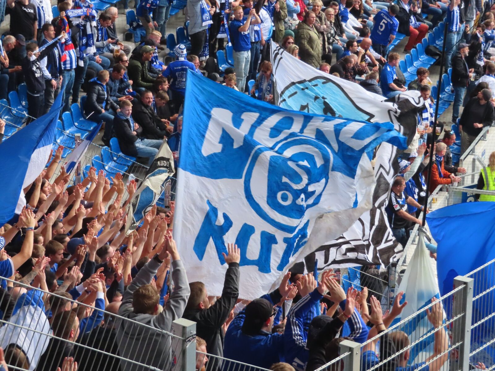Karlsruher SC – FC Schalke 04 3-0 (22)
