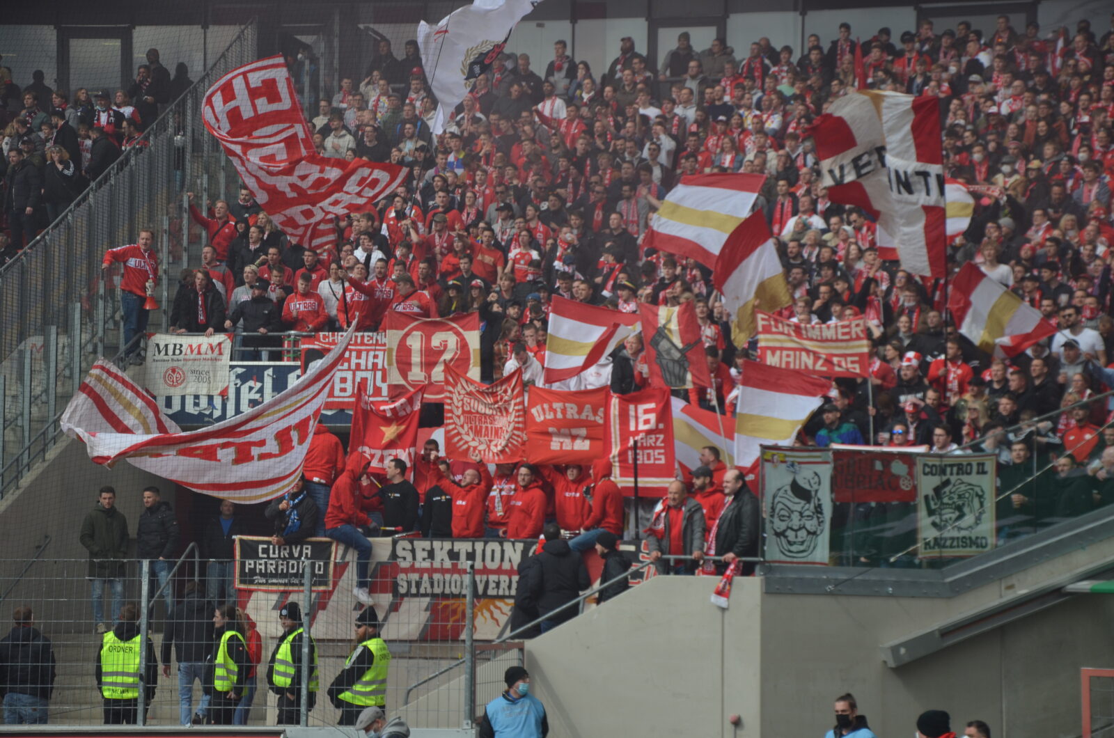 1. FC Köln – 1. FSV Mainz 05 3-2 (9)