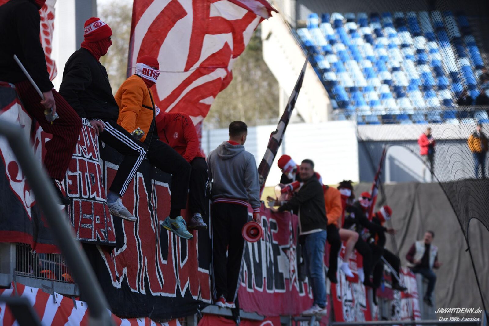 1. FC Saarbrücken – Rot-Weiss Essen 3-0 (19)