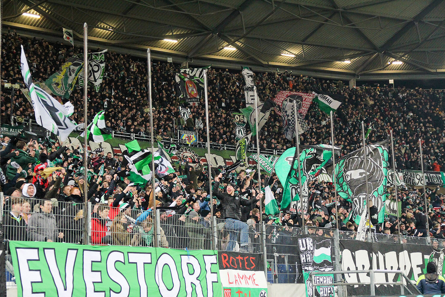 Hannover 96 – 1. FC Kaiserslautern 1-3 (2)