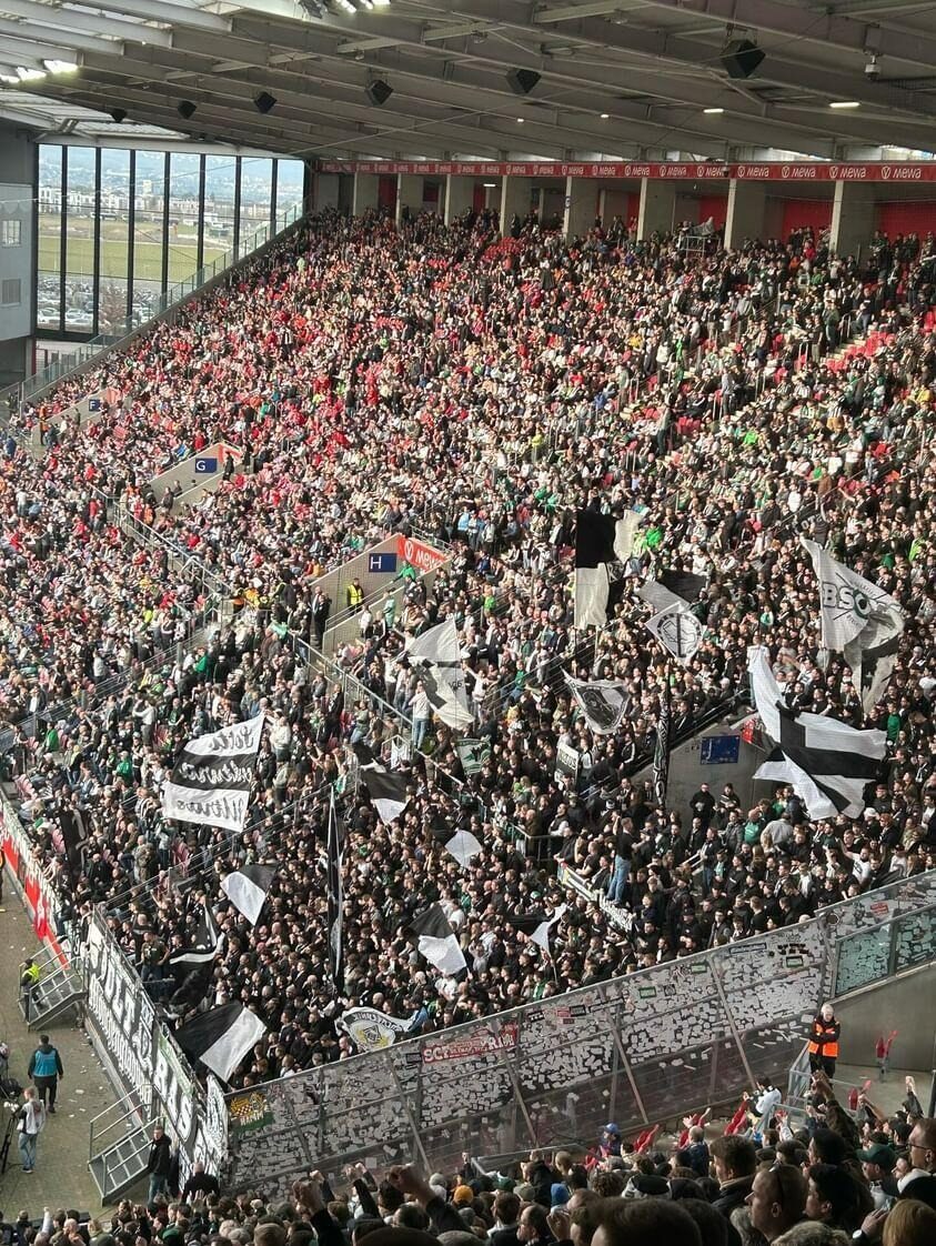 1. FSV Mainz 05 – Borussia Mönchengladbach 1-1 (4)
