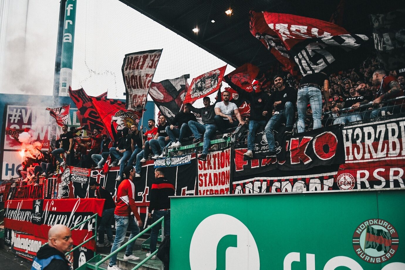 SpVgg Fürth – 1. FC Nürnberg 0-4 (44)