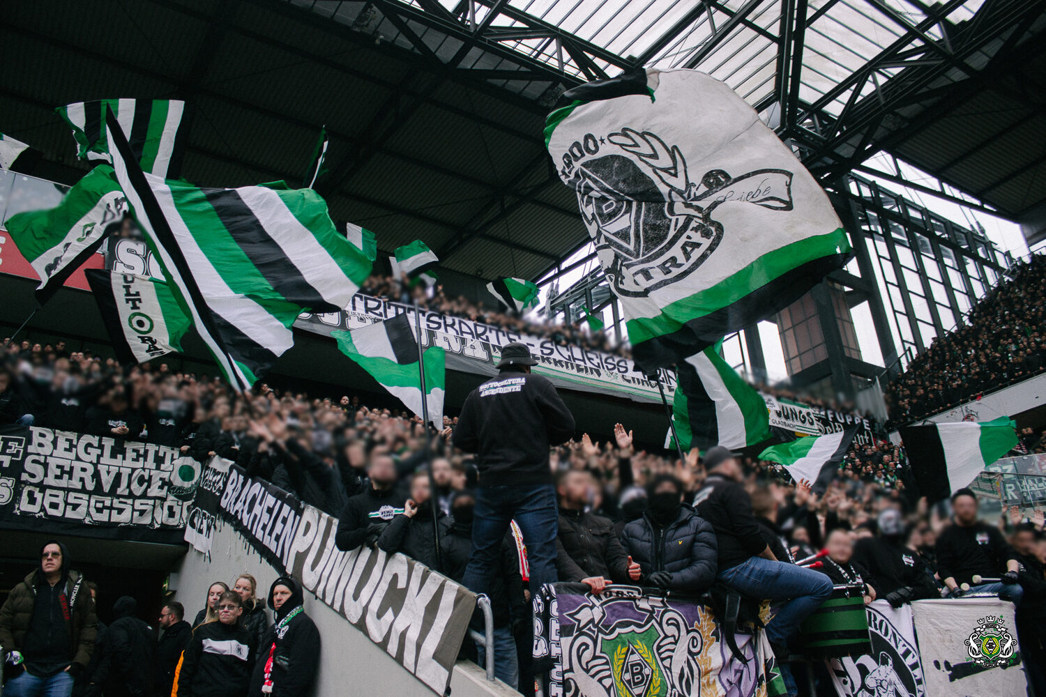 1. FC Köln – Borussia Mönchengladbach 0-0 (17)