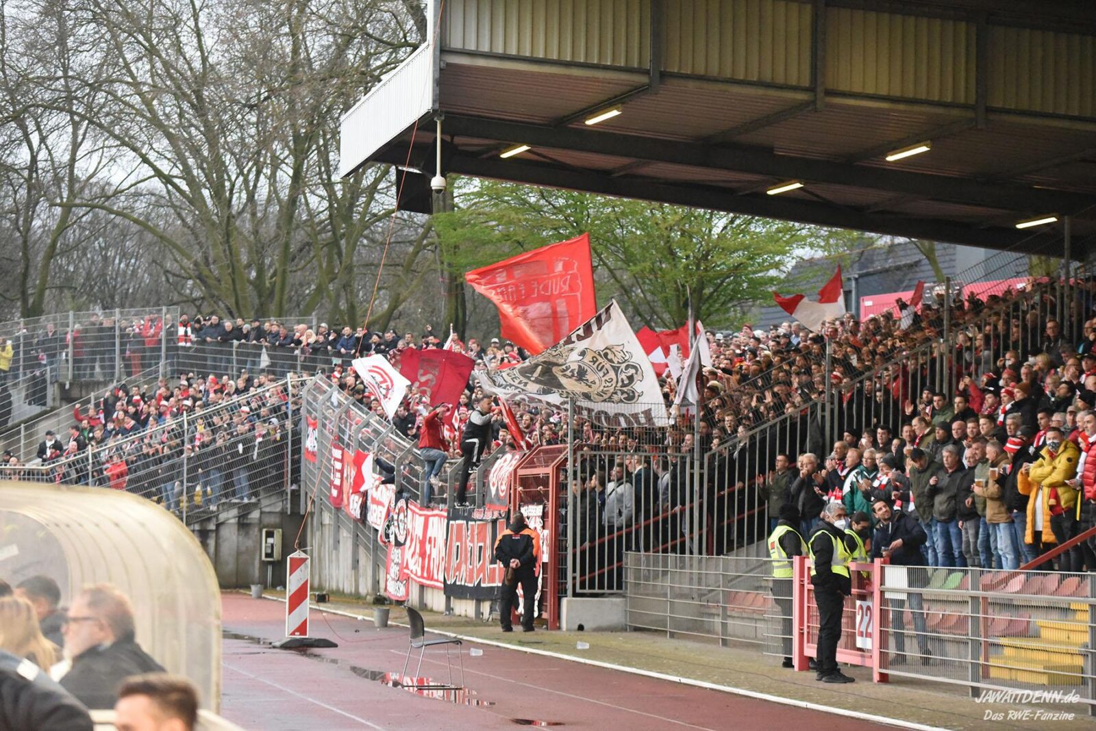 Rot-Weiß Oberhausen – Rot-Weiss Essen 1-1 (6)