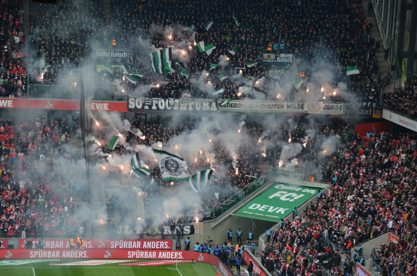 1. FC Köln – Borussia Mönchengladbach 0-0 (20)