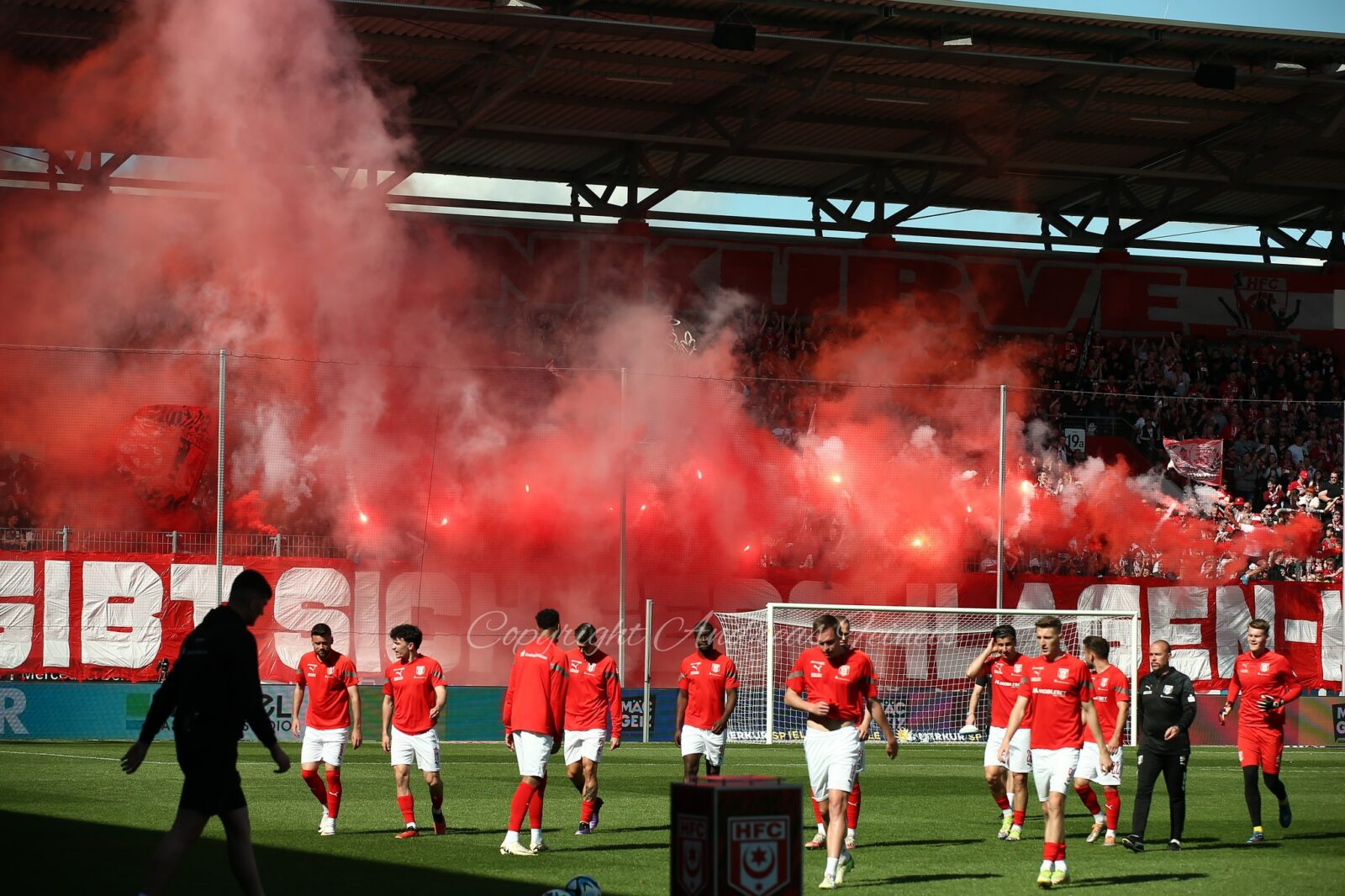 Hallescher FC – SpVgg Unterhaching 0-1 (5)
