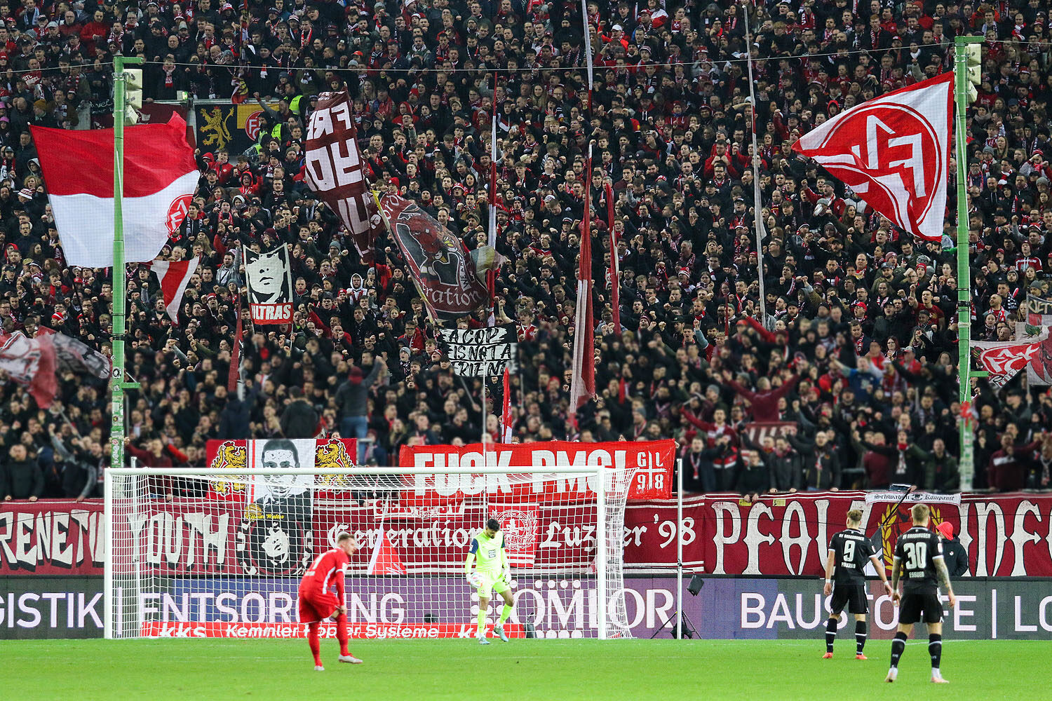 1. FC Kaiserslautern – SV Sandhausen 2-2 (10)