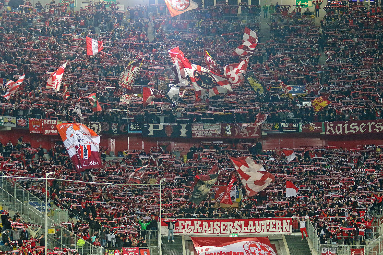 Fortuna Düsseldorf – 1. FC Kaiserslautern 1-2 (12)